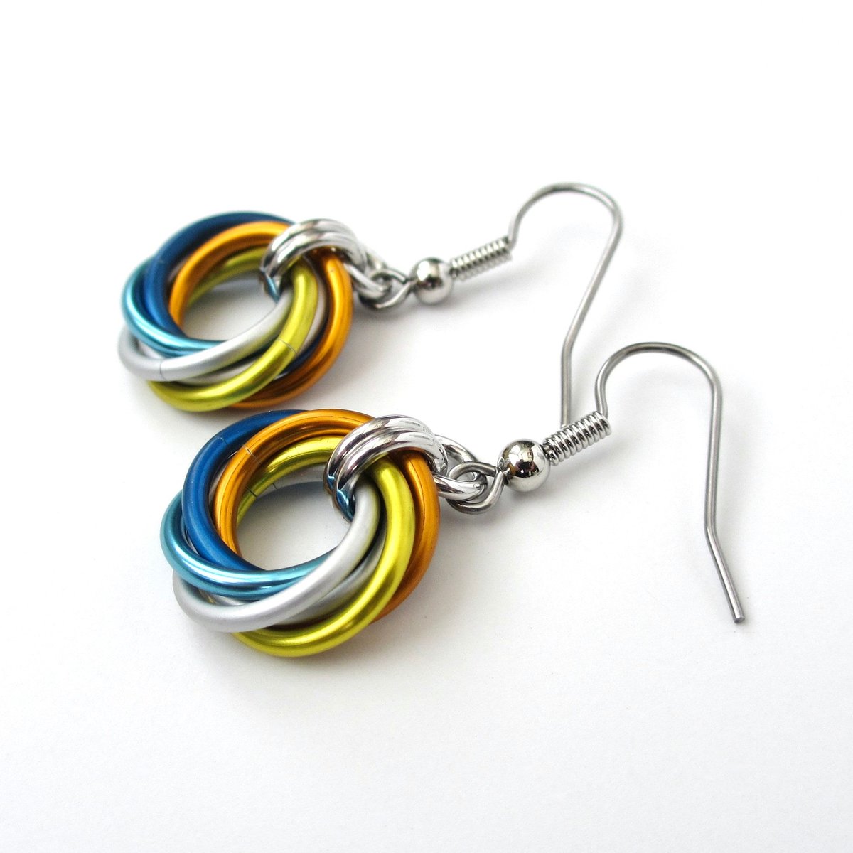 Aroace pride earrings, LGBTQIA chainmail love knot jewelry, aromantic asexual gifts