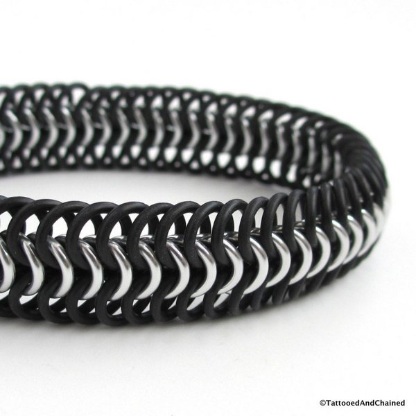 Silver aluminum and black stretchy bracelet, chainmaille Euro 6 in 1 weave, rubber bracelet