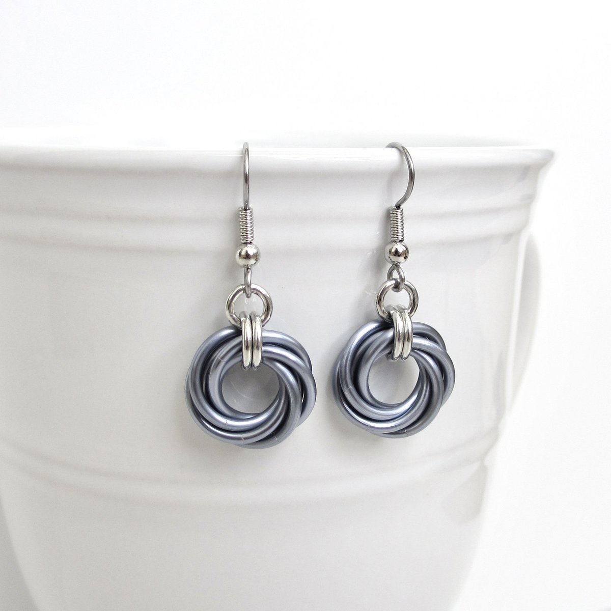Gray love knot chainmaille earrings, small circles, handmade minimalist jewelry