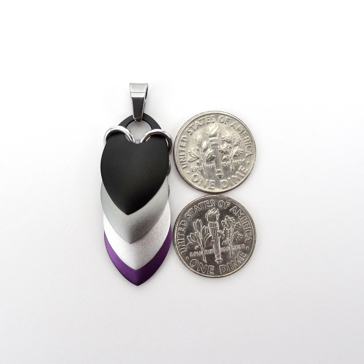 Handmade asexual pride pendant necklace – LGBTQ+ chainmail scale jewelry