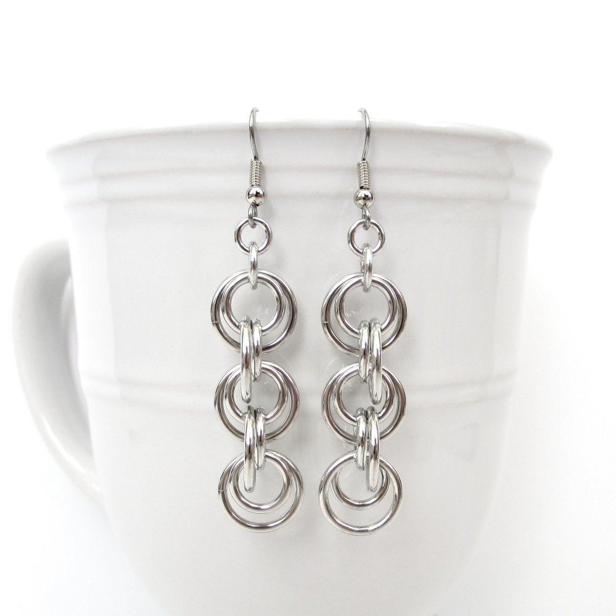 Simple chain earrings, silver aluminum interlocking circles