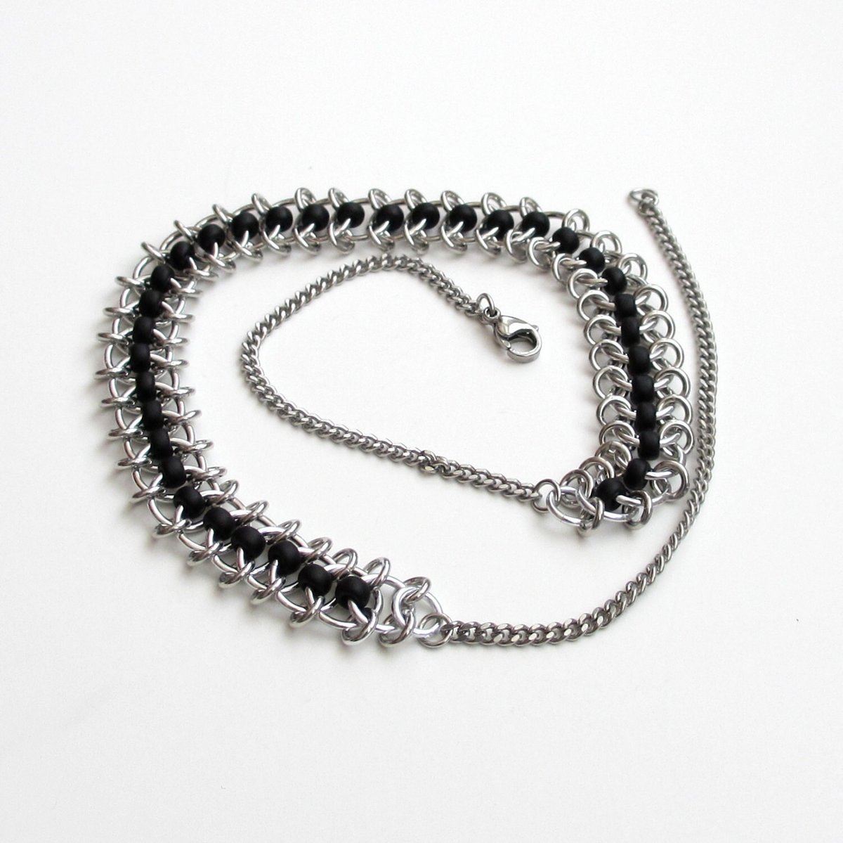 Black beaded chainmaille necklace, Centipede weave