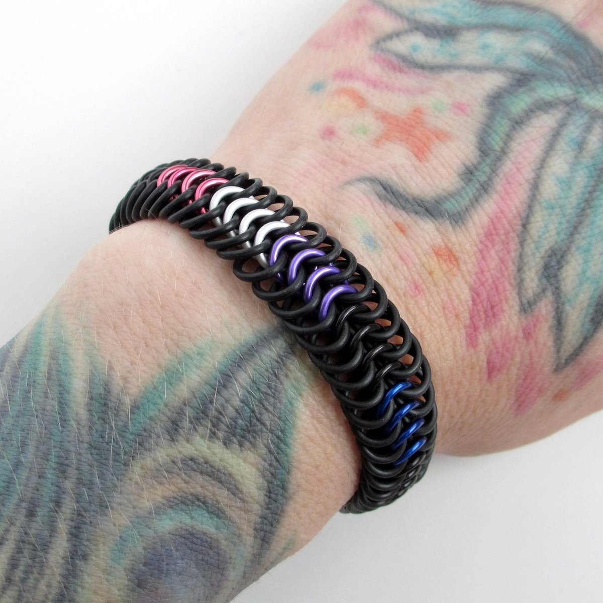 Genderfluid pride bracelet, stretchy chainmail Euro 6 in 1 weave jewelry