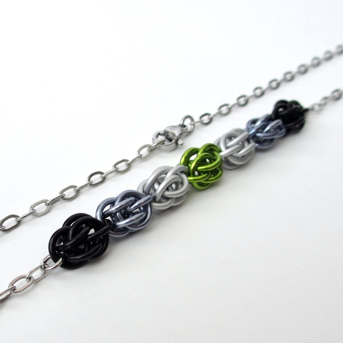 Agender pride necklace, chainmail Sweetpea weave, gender neutral jewelry