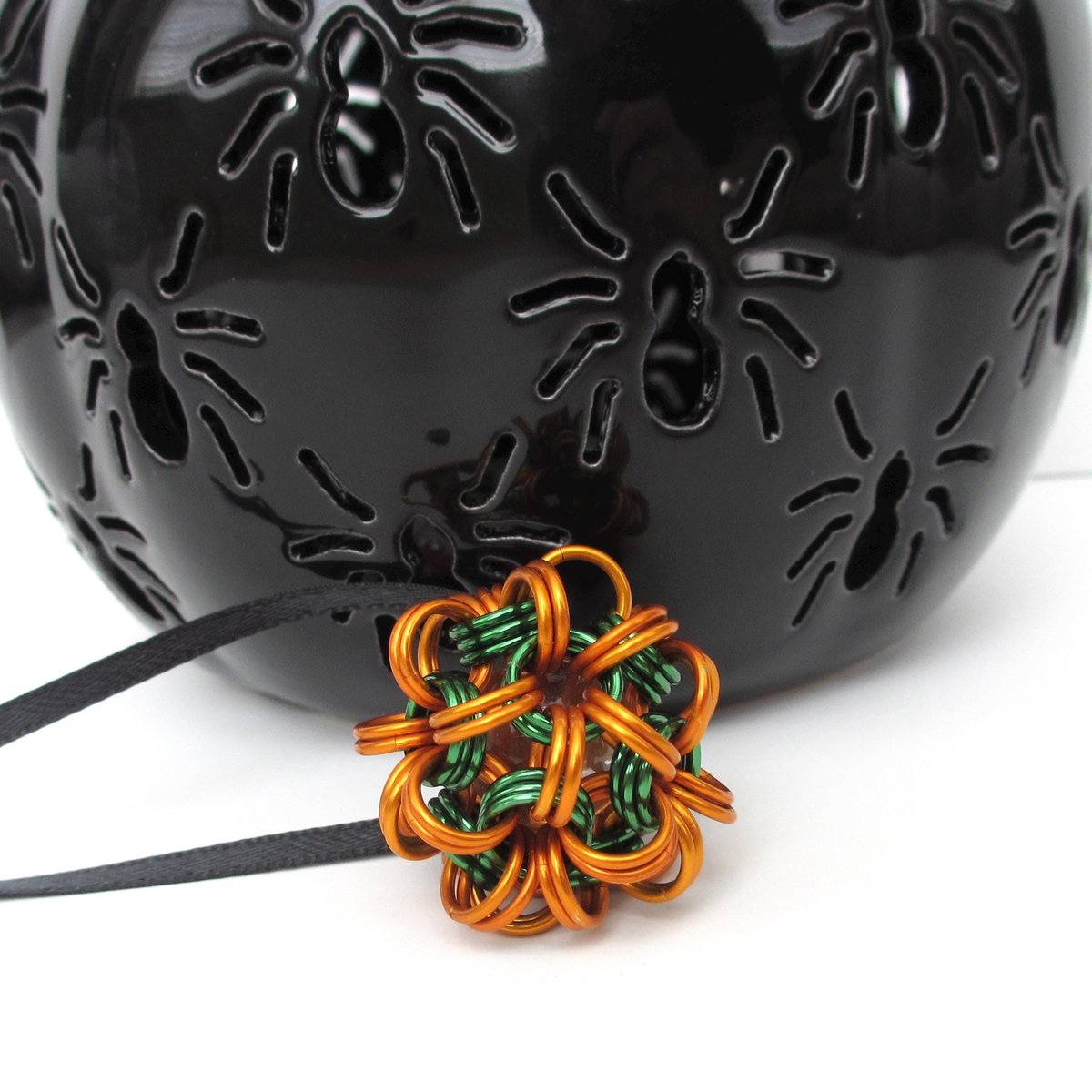 Halloween mini ornament or bag charm, chainmail dodecahedron ball, pumpkin orange and green seasonal decoration