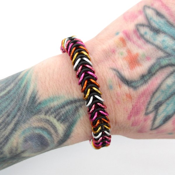 Lesbian pride bracelet, stretchy chainmail box chain, 5 color sunset flag jewelry, LGBTQ gifts