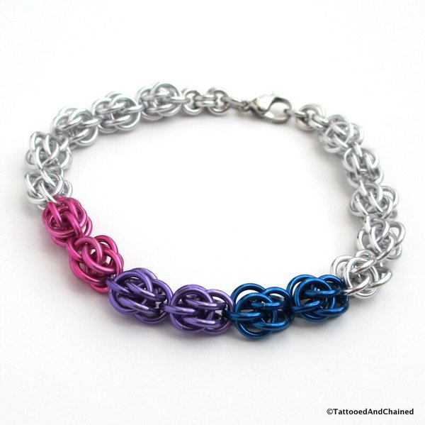 Bisexual pride bracelet, chainmail Sweetpea weave, bi pride jewelry