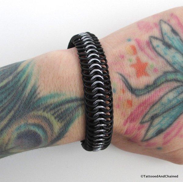 Gray and black bracelet for women or men, stretchy chainmail bracelet, Euro 6 in 1 weave, rubber bracelet